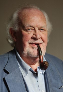 Joss Ackland