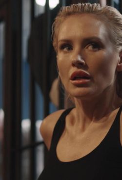 Nicky Whelan